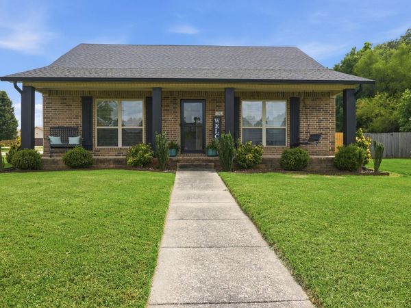 153 Peach Street , Austin, AR 72007