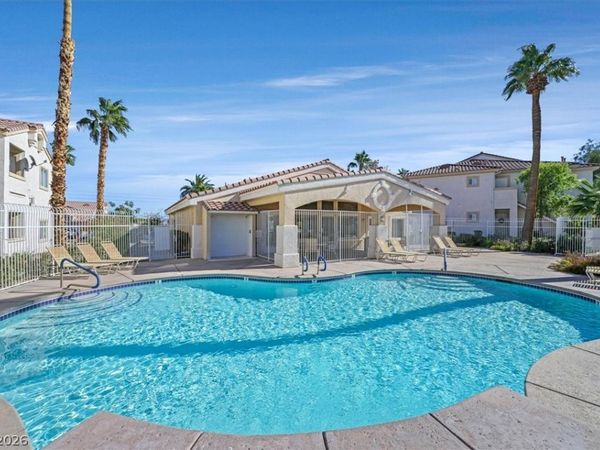 855 N Stephanie Street, Unit 2624, Henderson, NV 89014