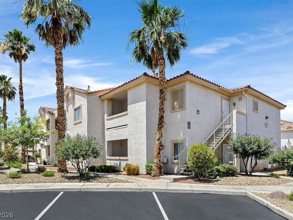 855 N Stephanie Street, Unit 2624, Henderson, NV 89014