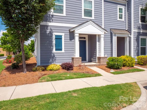 1034 Lyndon Station Drive , Pineville, NC 28134