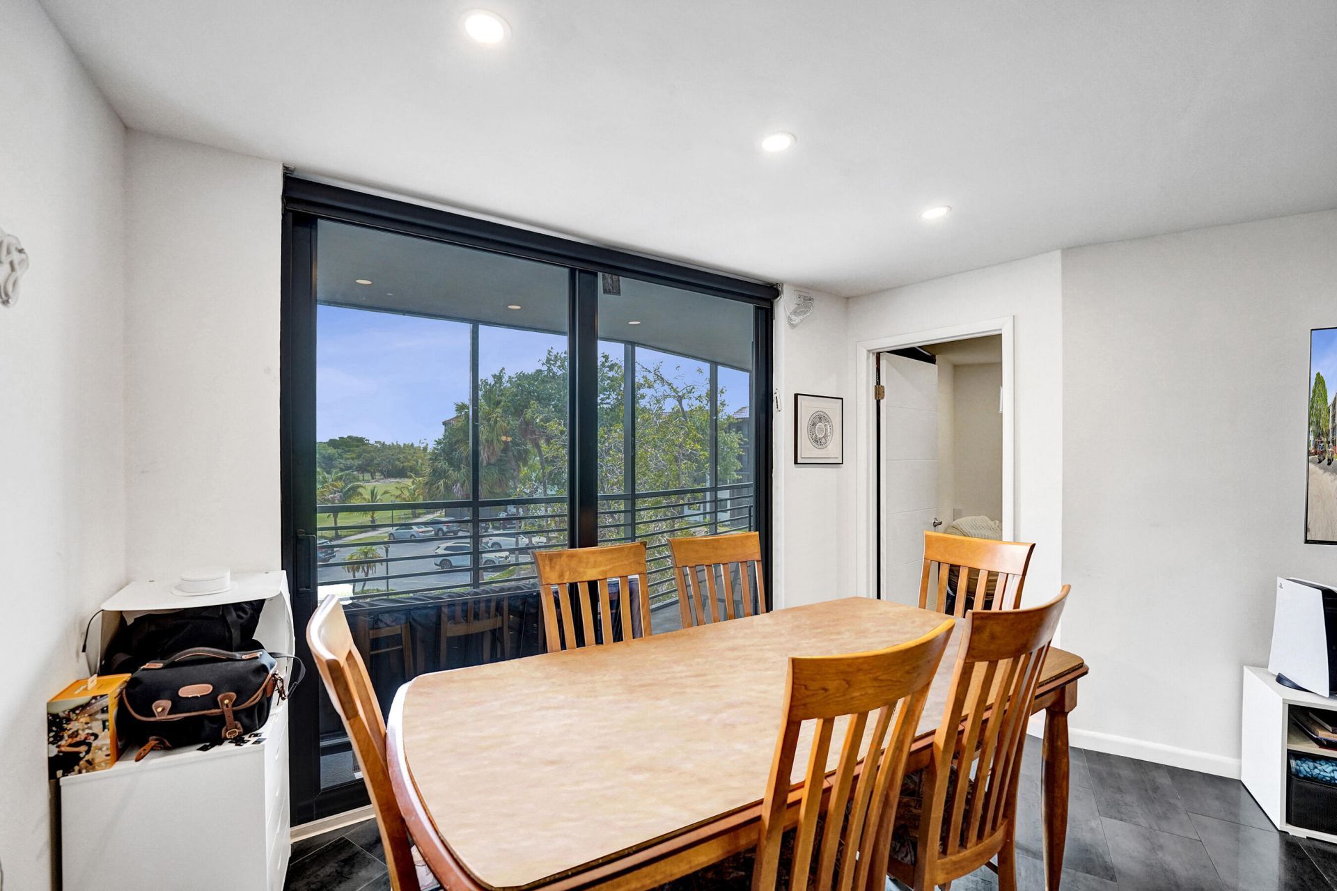 3800 N Hills Drive, Unit 301, Hollywood, FL 33021 Photo