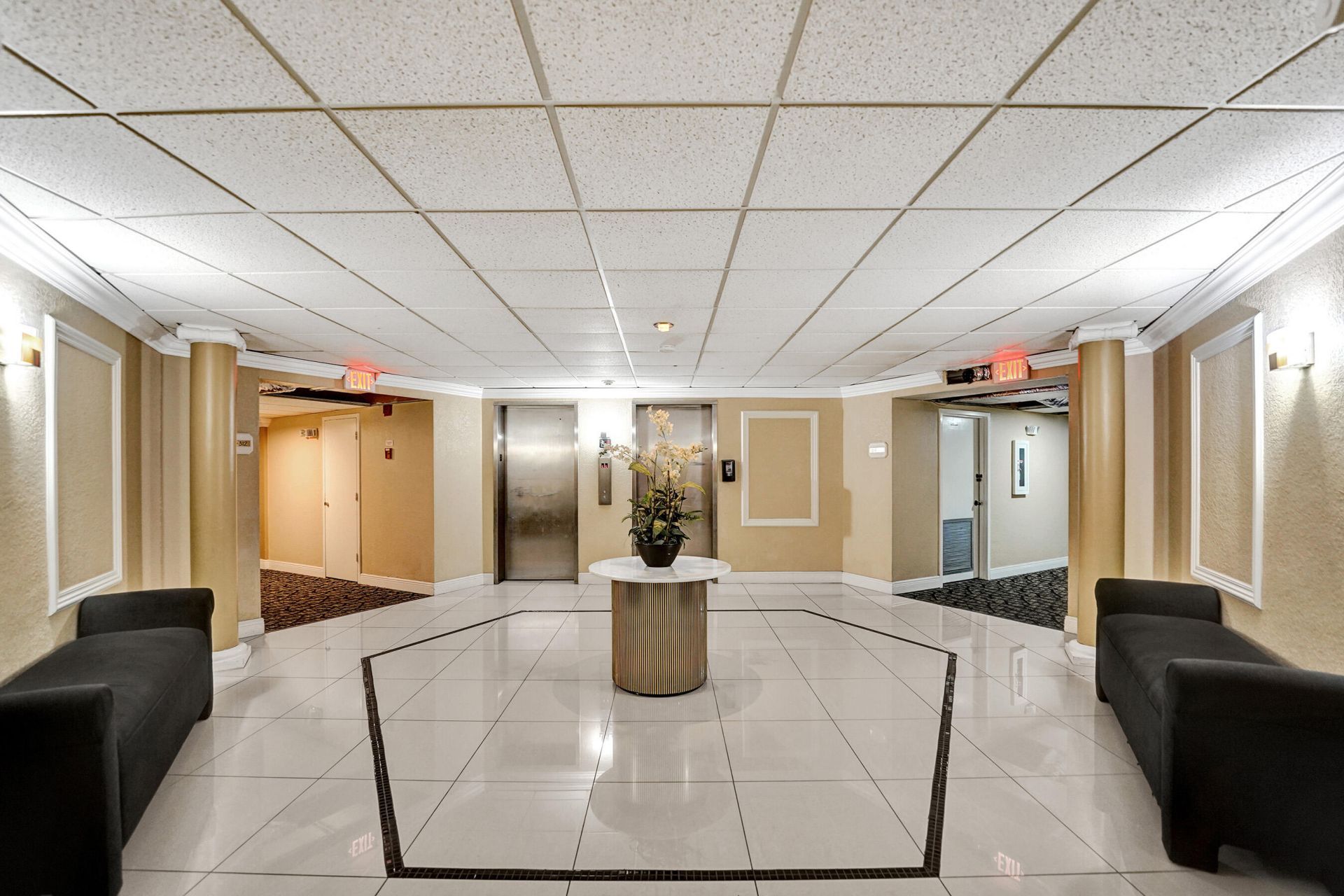 3800 N Hills Drive, Unit 301, Hollywood, FL 33021 Photo