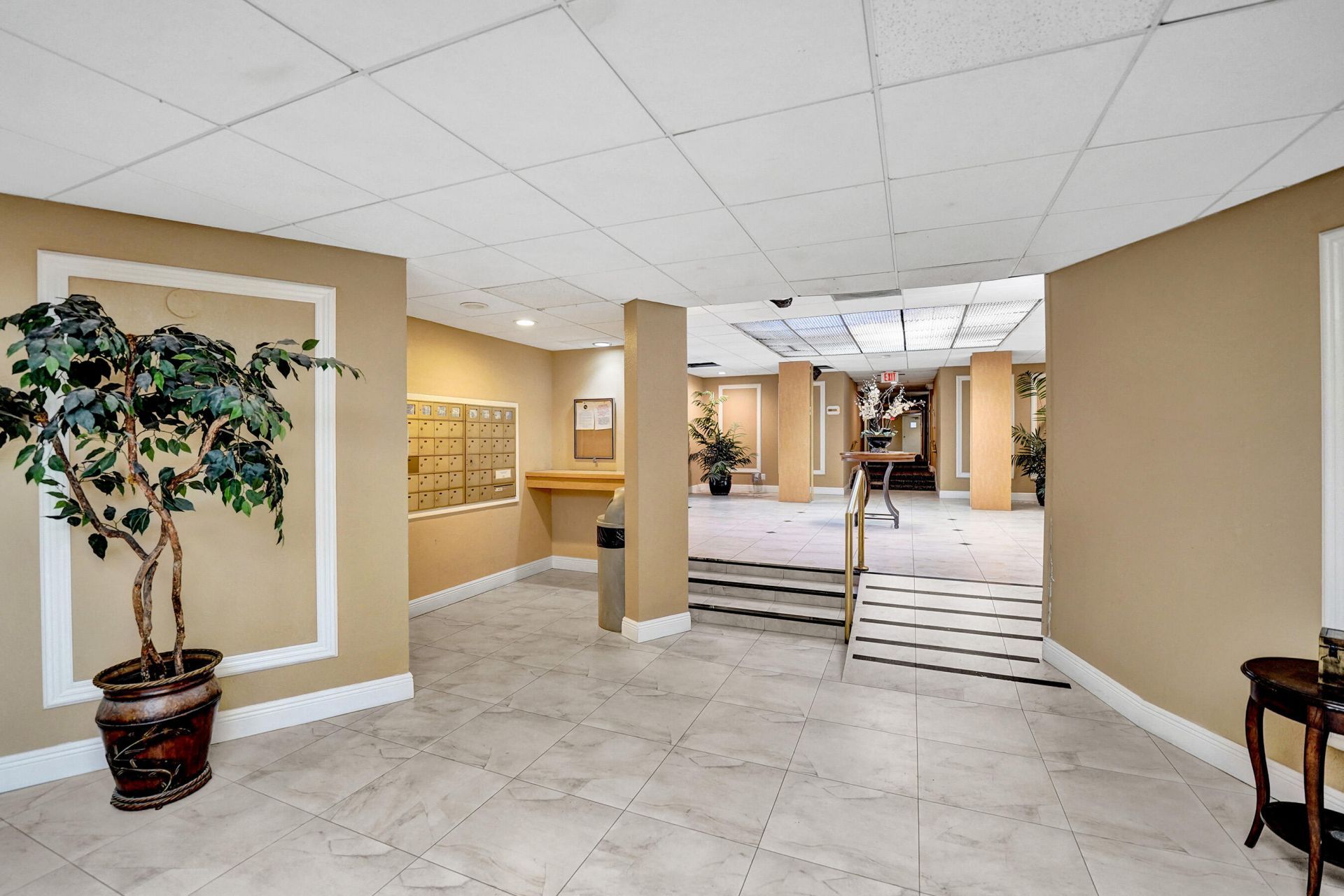 3800 N Hills Drive, Unit 301, Hollywood, FL 33021 Photo