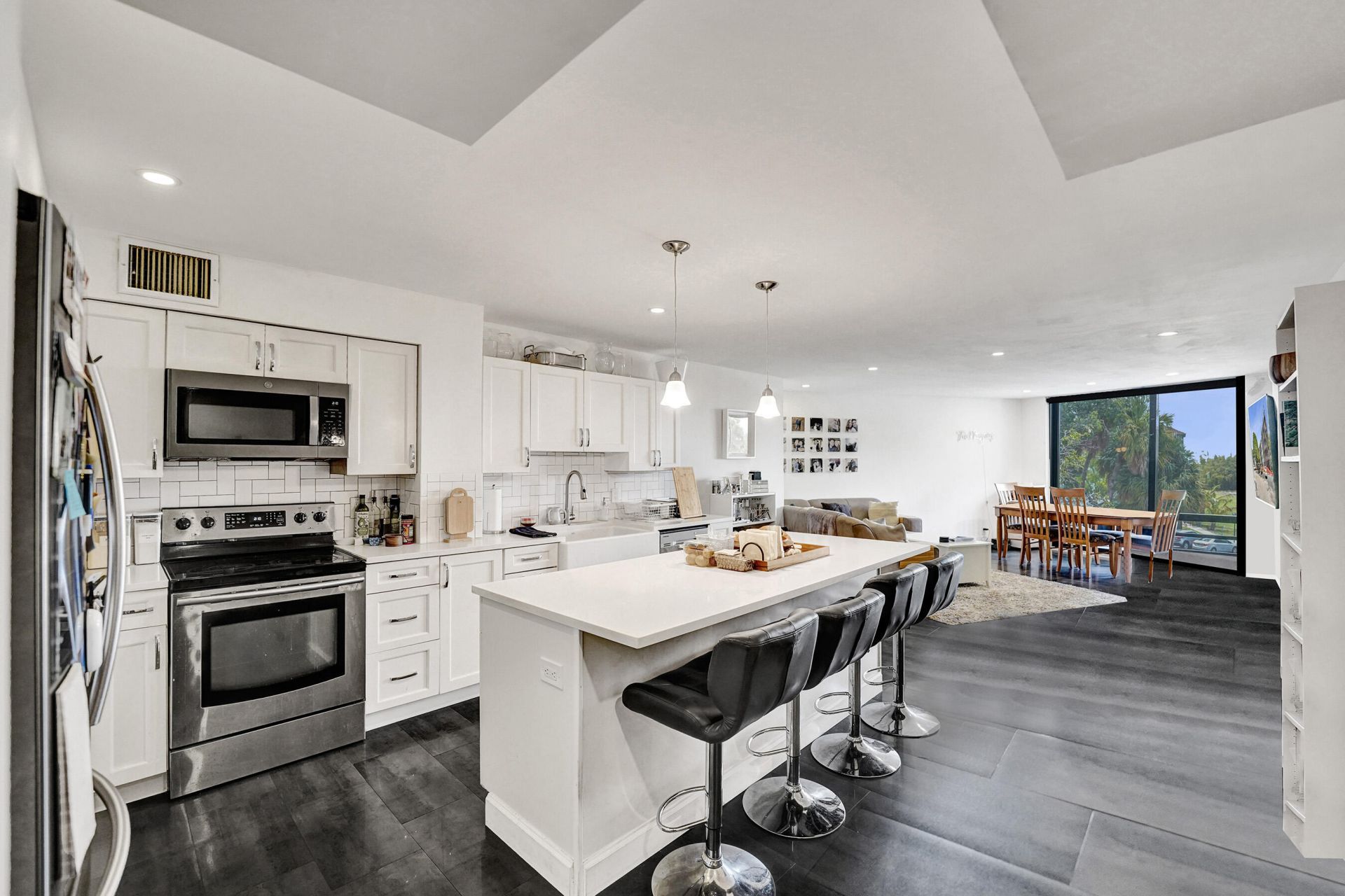 3800 N Hills Drive, Unit 301, Hollywood, FL 33021 Photo