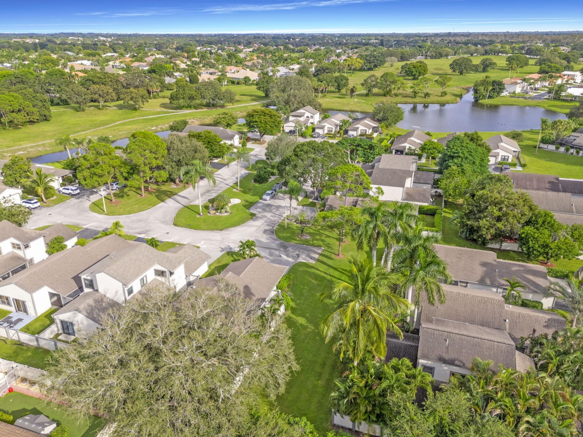 2474 Bedford Mews Drive, Wellington, FL 33414 Photo