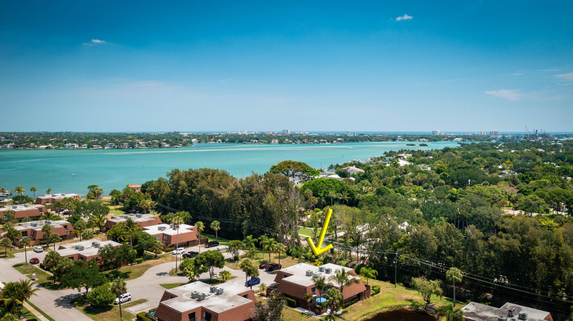 825 Center Street, Unit 11c, Jupiter, FL 33458 Photo