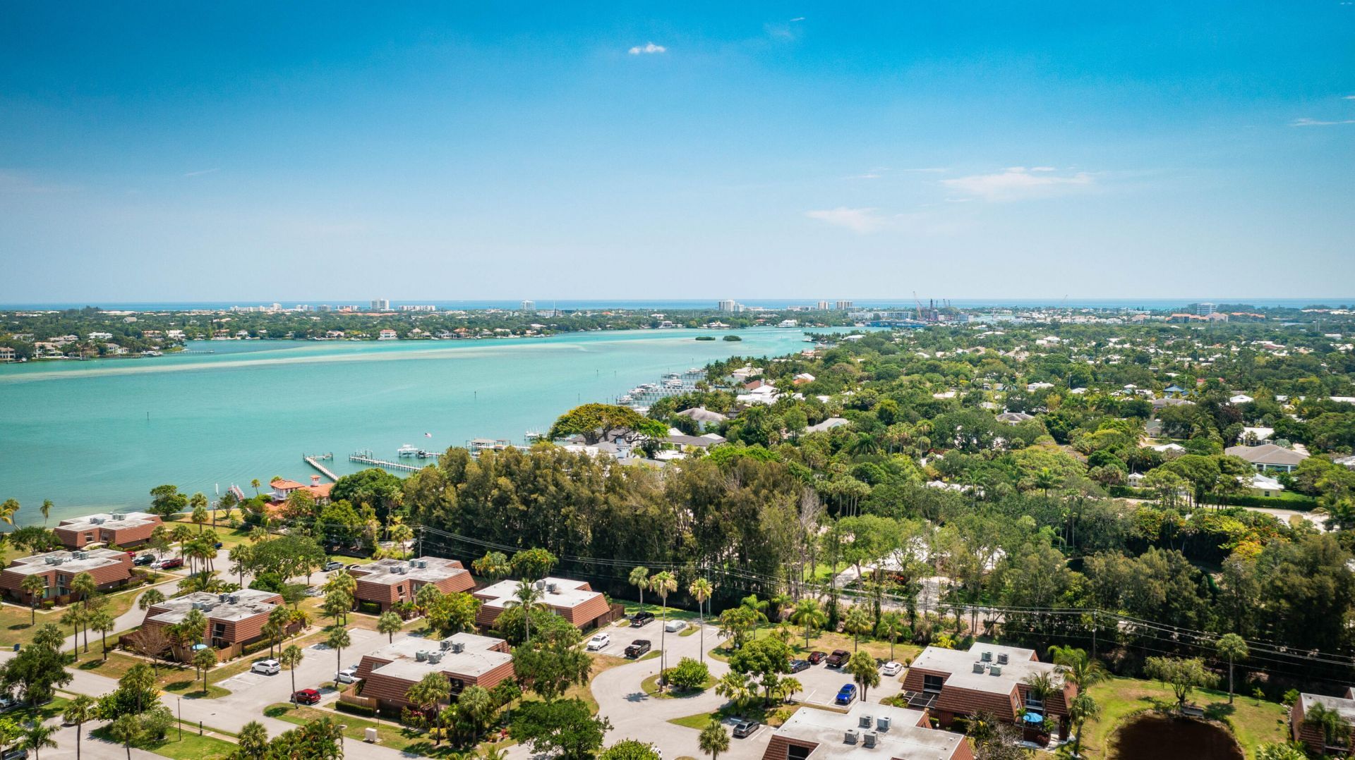 825 Center Street, Unit 11c, Jupiter, FL 33458 Photo