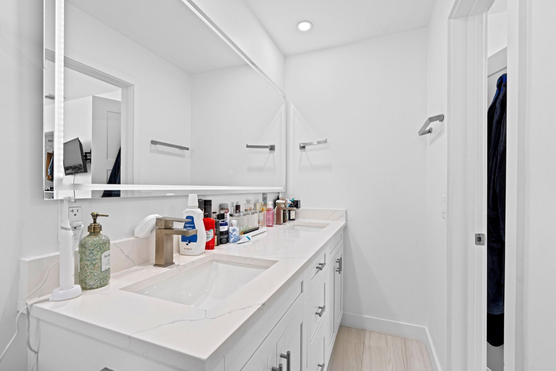 160 SE 12th Court, Pompano Beach, FL 33060 Photo