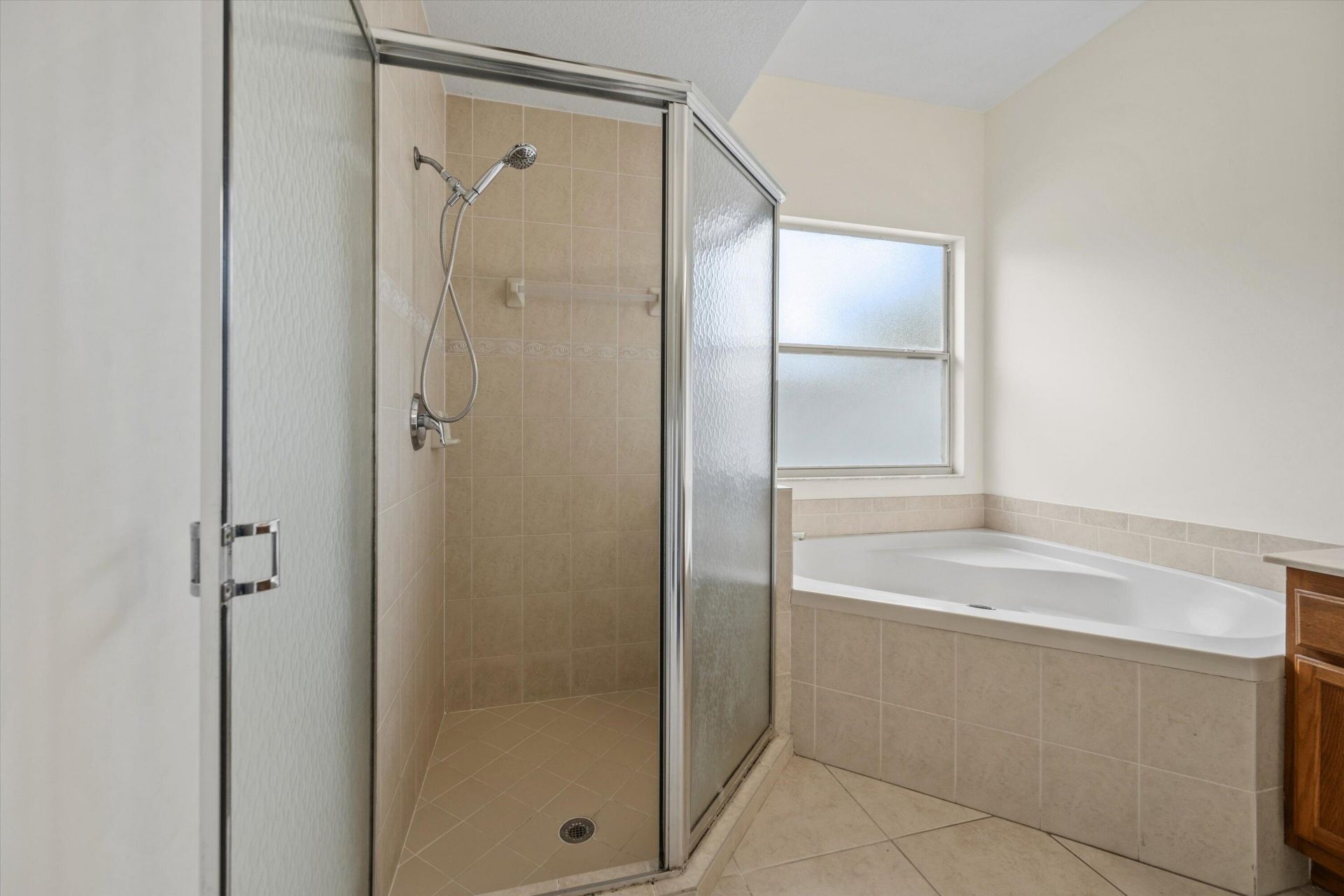 106 Fernwood Crescent, Royal Palm Beach, FL 33411 Photo