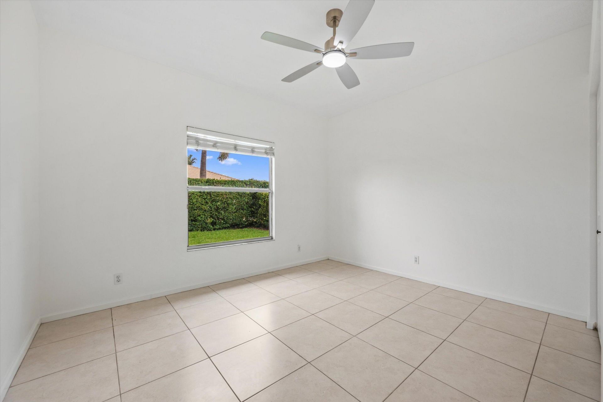 106 Fernwood Crescent, Royal Palm Beach, FL 33411 Photo