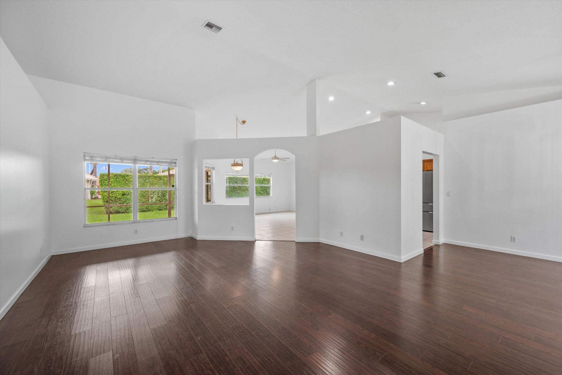 106 Fernwood Crescent, Royal Palm Beach, FL 33411 Photo