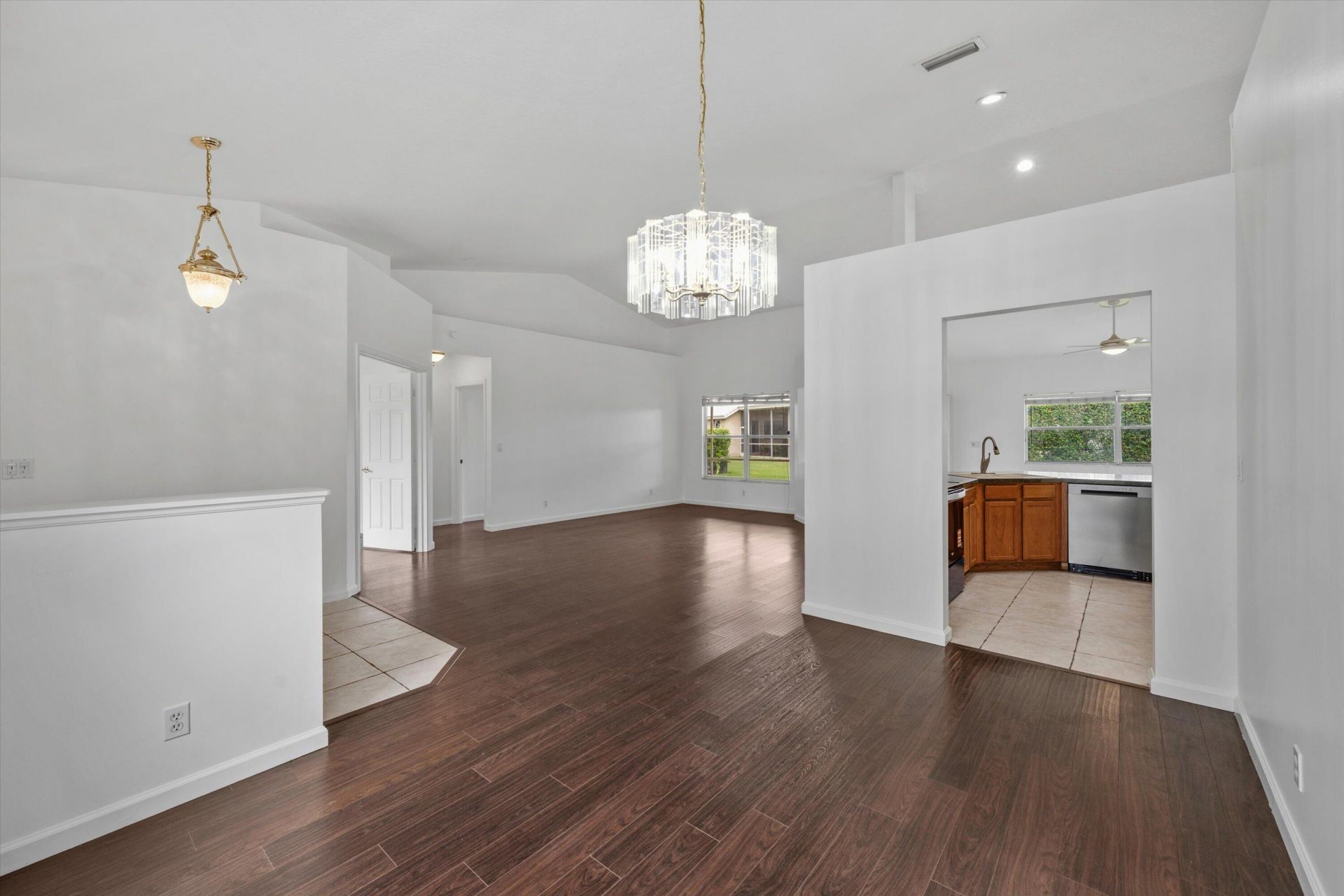 106 Fernwood Crescent, Royal Palm Beach, FL 33411 Photo