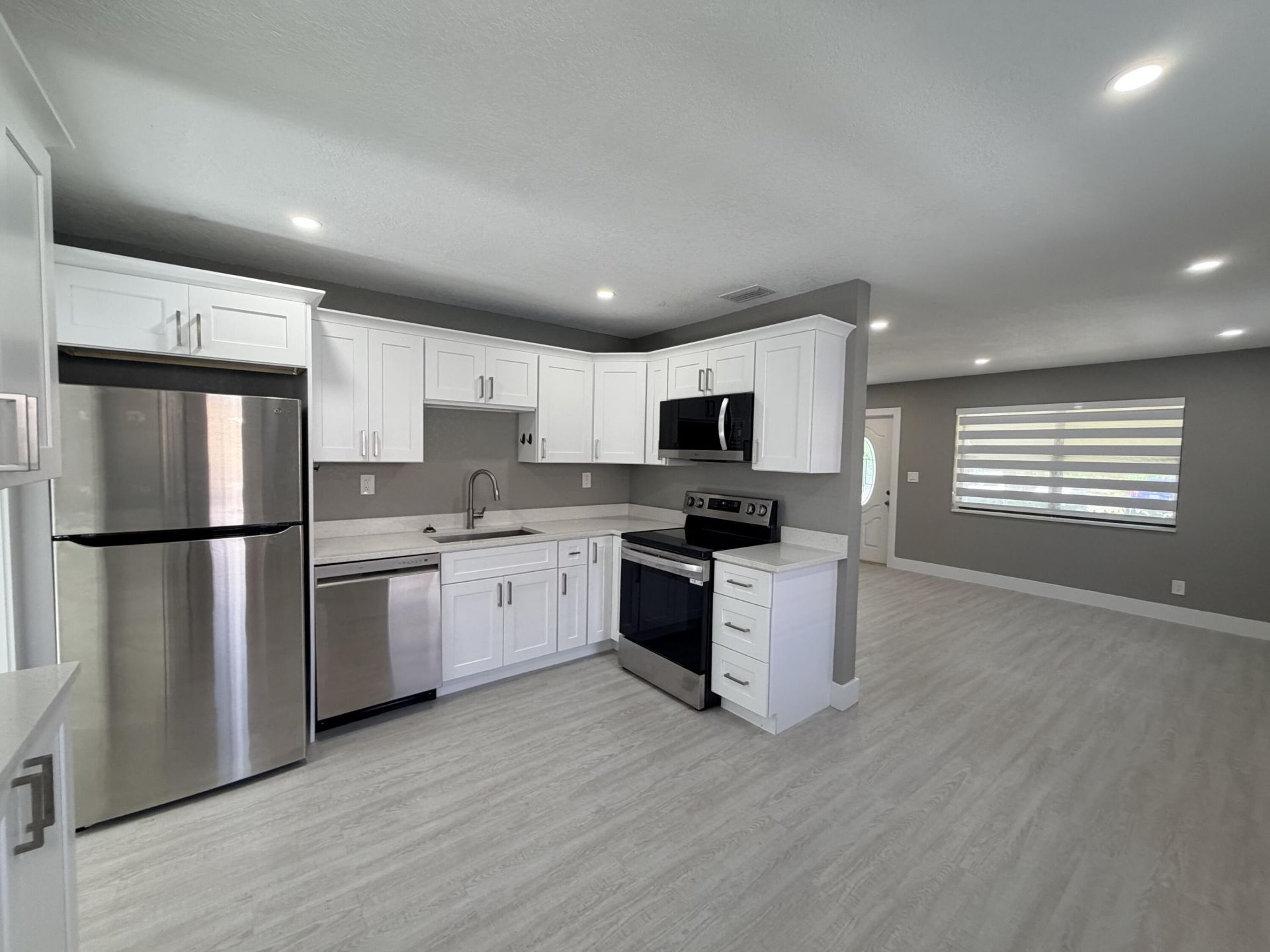 827 Franklin Road, West Palm Beach, FL 33405 Photo