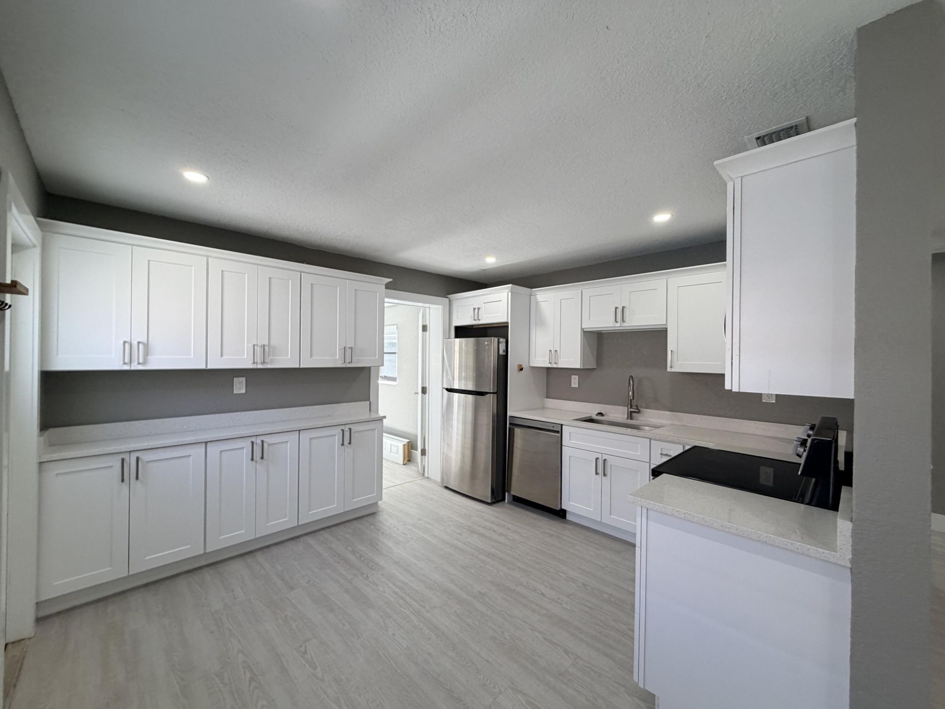 827 Franklin Road, West Palm Beach, FL 33405 Photo