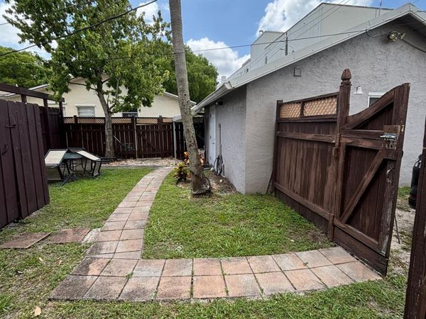 1715 Buchanan Street, Unit Rear, Hollywood, FL 33020