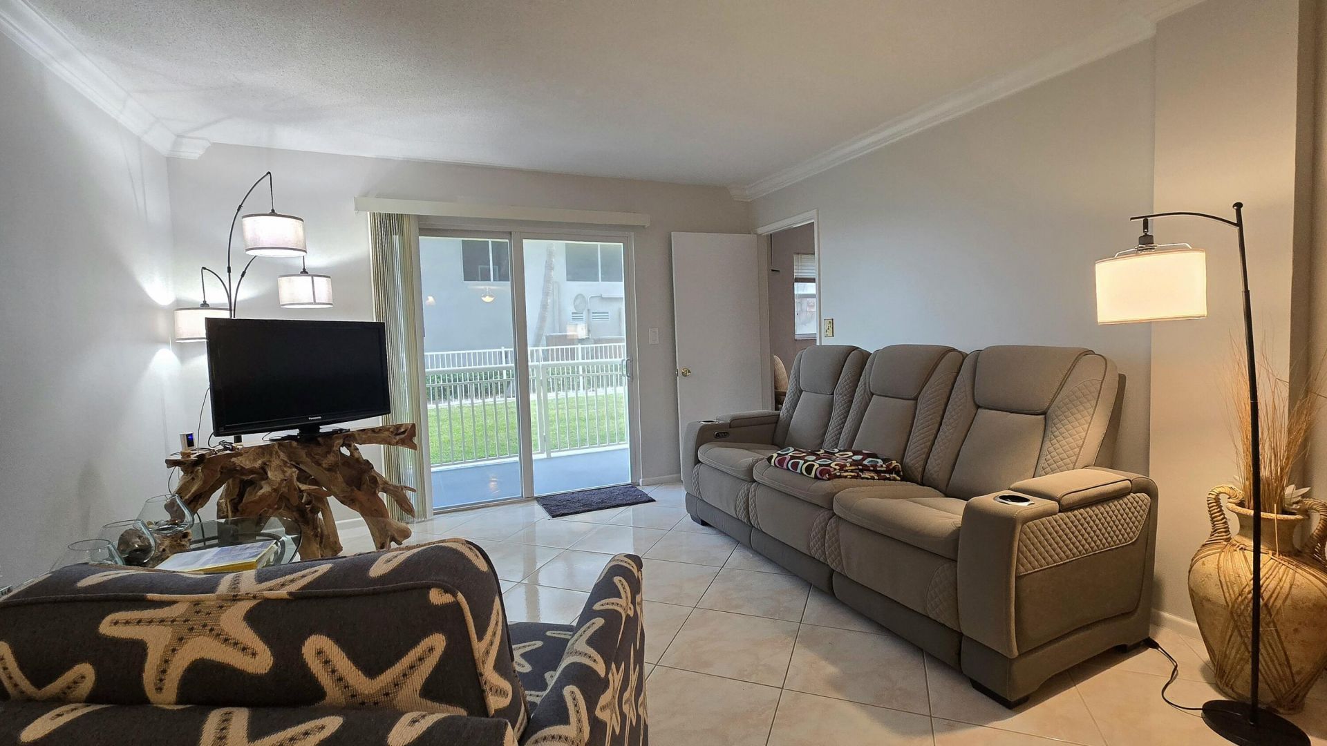 1161 Hillsboro Mile, Unit 107, Hillsboro Beach, FL 33062 Photo