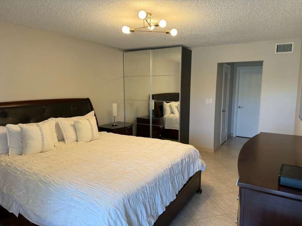 4040 N Hills Drive, Unit 26, Hollywood, FL 33021 Photo