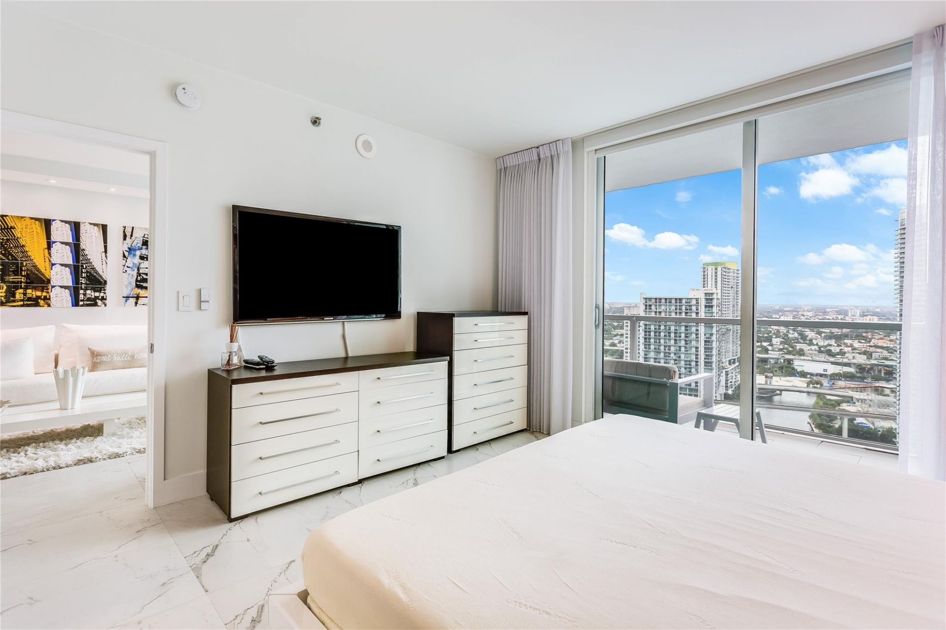 55 SE 6th Street, Unit 3500, Miami, FL 33131 Photo