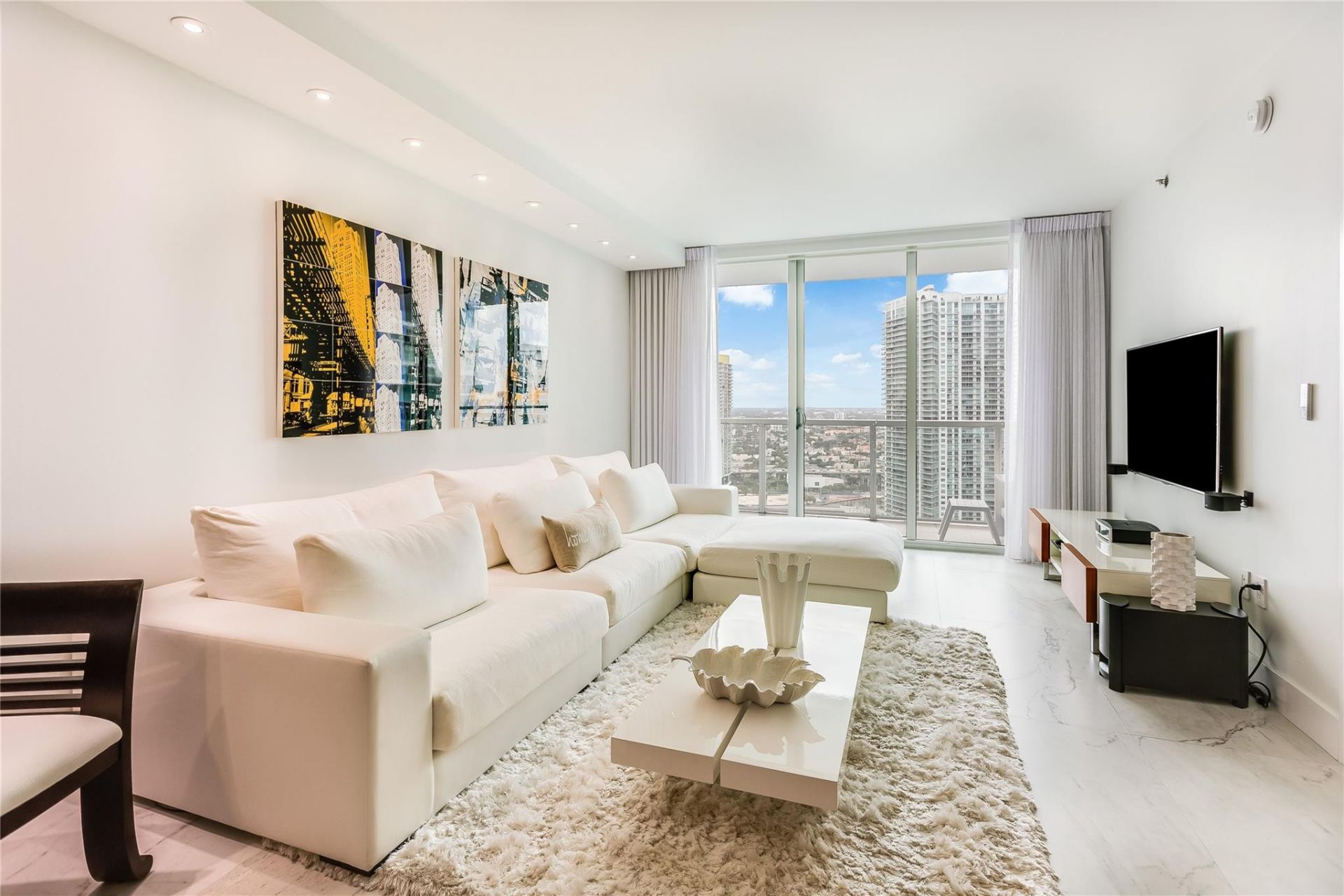 55 SE 6th Street, Unit 3500, Miami, FL 33131 Photo