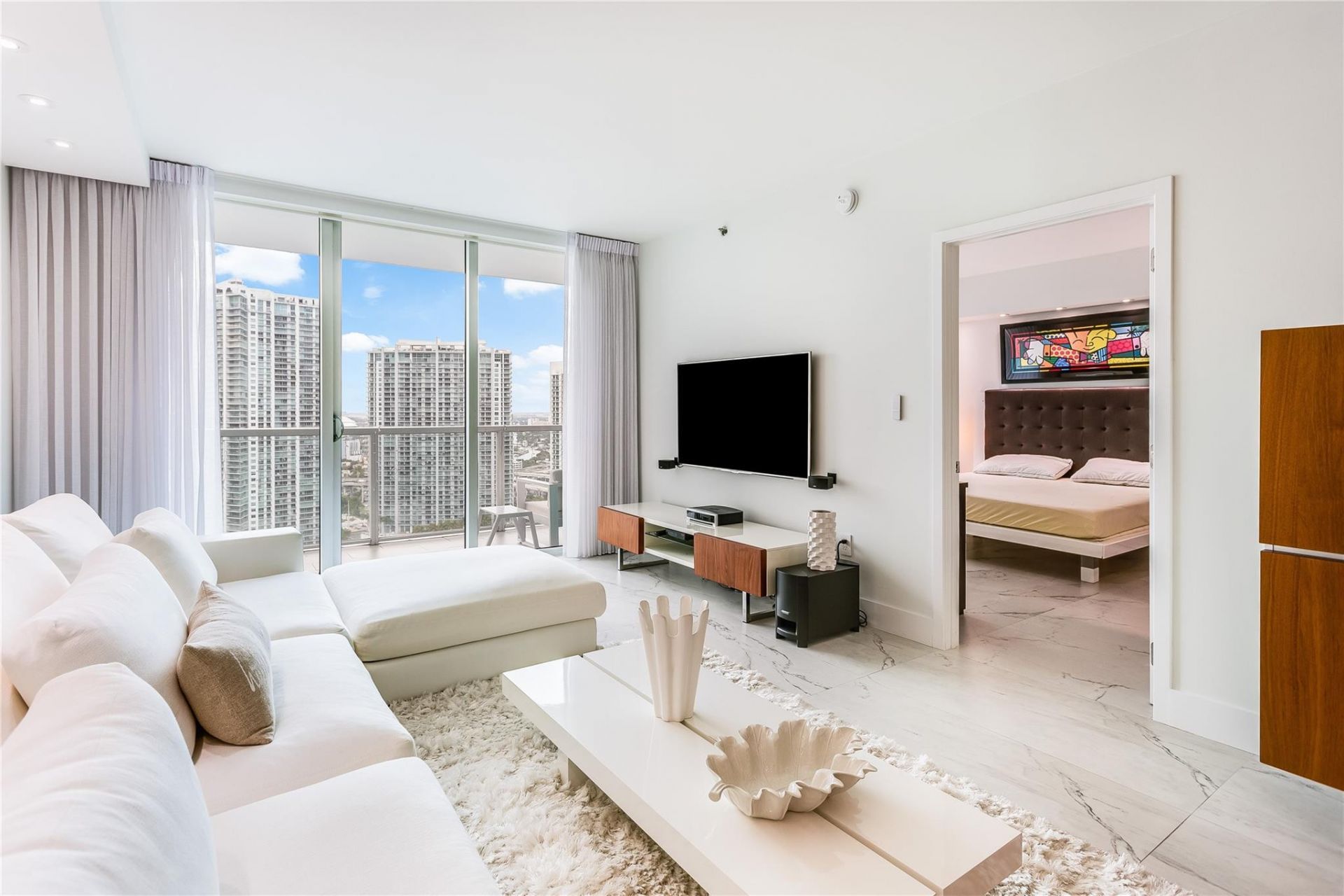 55 SE 6th Street, Unit 3500, Miami, FL 33131 Photo