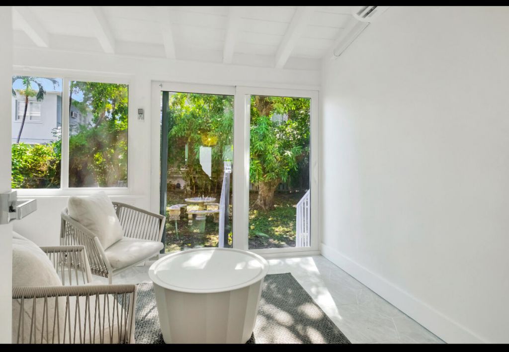 7825 Byron Avenue, Miami Beach, FL 33141 Photo