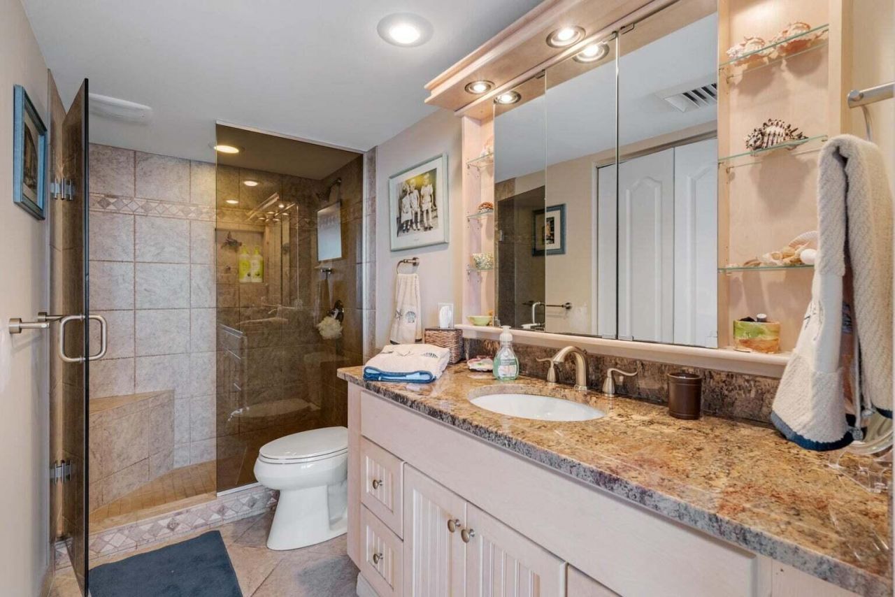 9550 S Ocean Drive, Unit 4, Jensen Beach, FL 34957 Photo