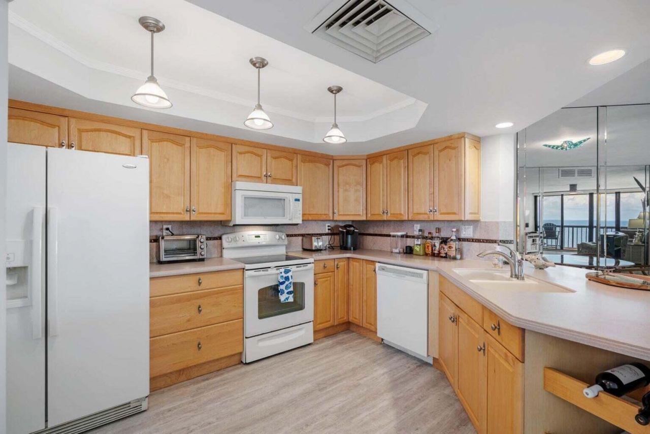 9550 S Ocean Drive, Unit 4, Jensen Beach, FL 34957 Photo