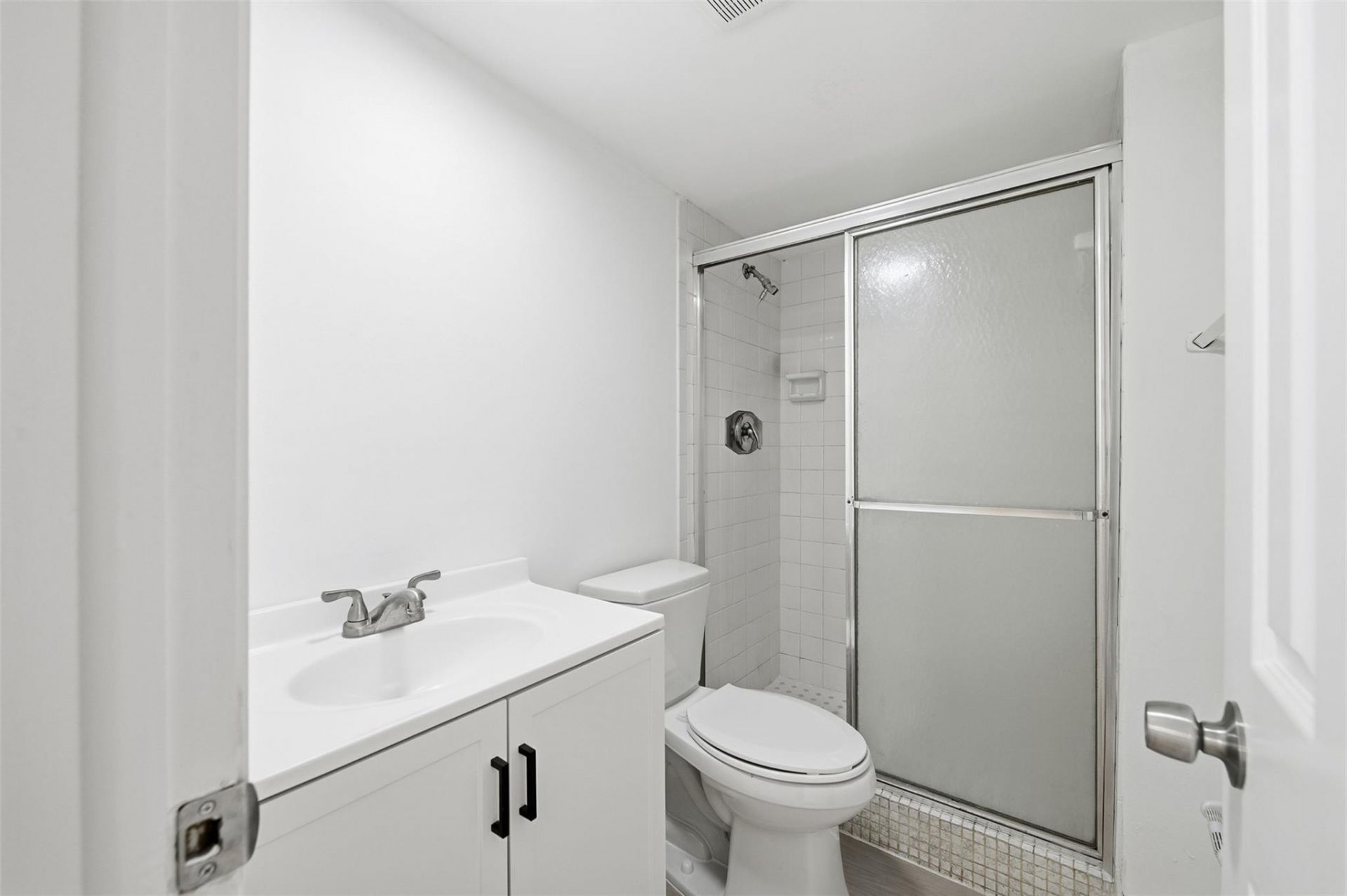 9430 Poinciana Place, Unit 409, Davie, FL 33324 Photo