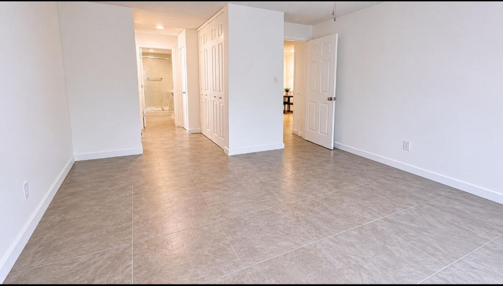 3740 Inverrary Drive, Unit 3g, Lauderhill, FL 33319 Photo