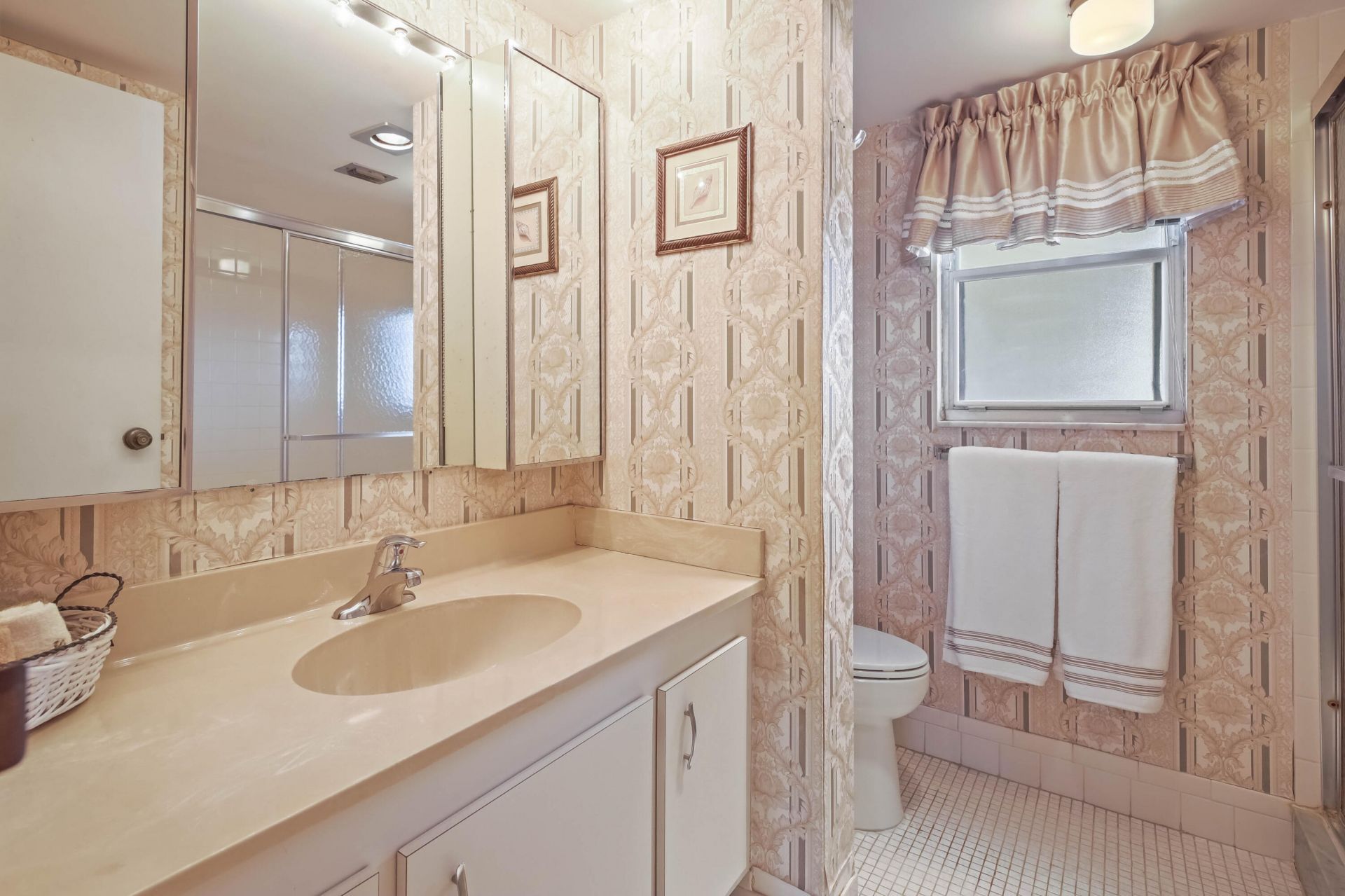 3951 Via Poinciana, Unit 511, Greenacres, FL 33467 Photo