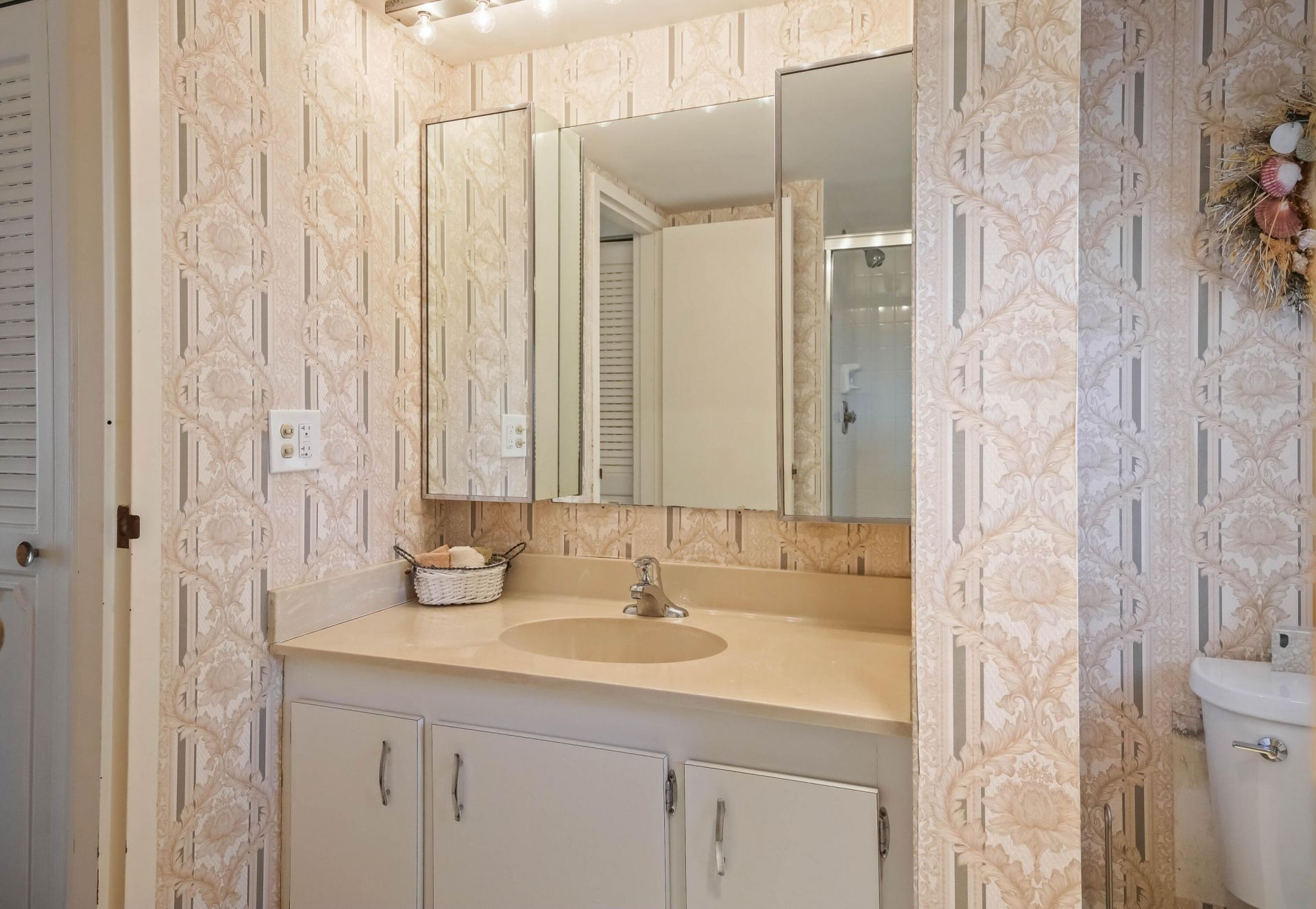 3951 Via Poinciana, Unit 511, Greenacres, FL 33467 Photo