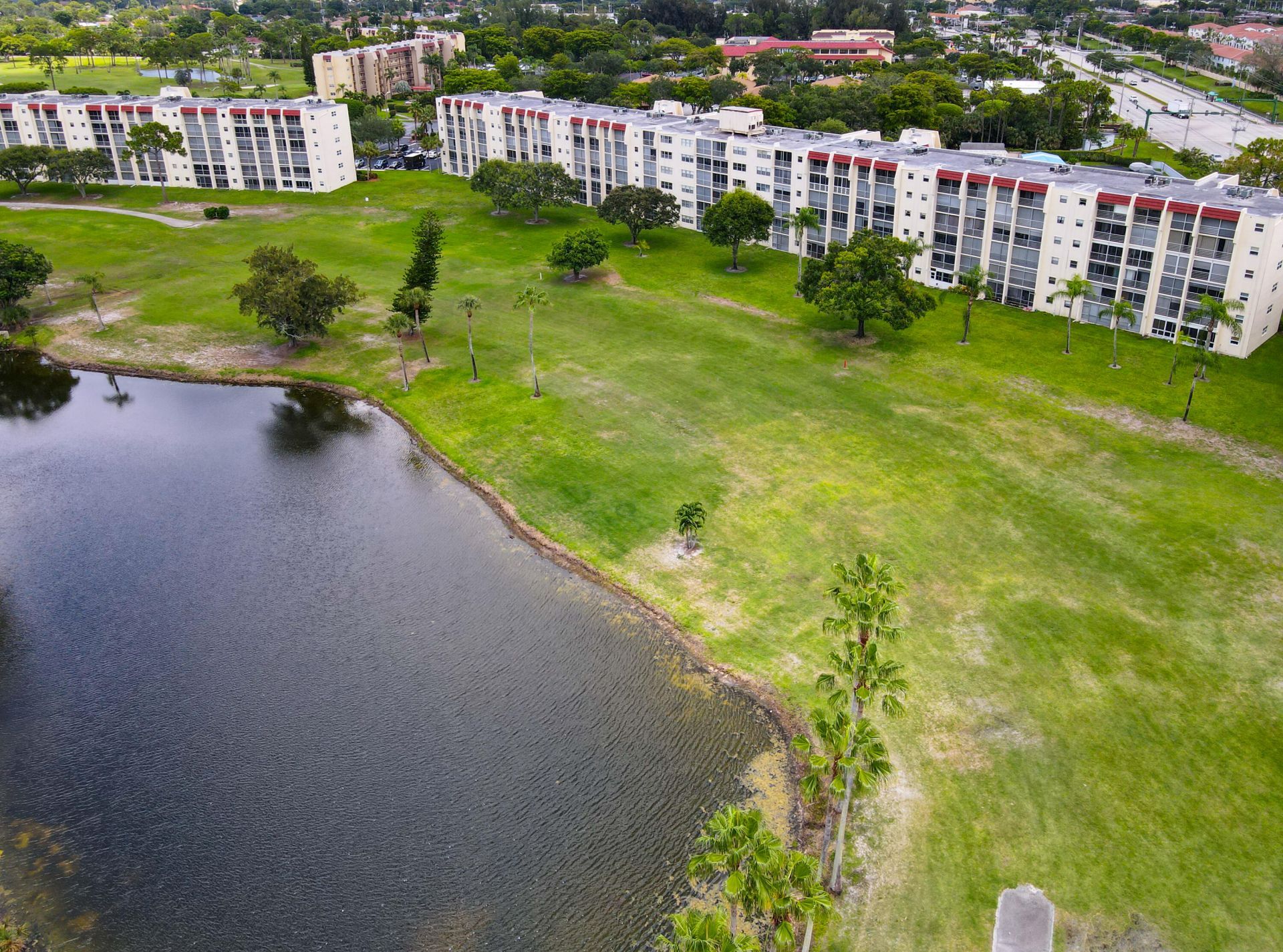 3951 Via Poinciana, Unit 511, Greenacres, FL 33467 Photo