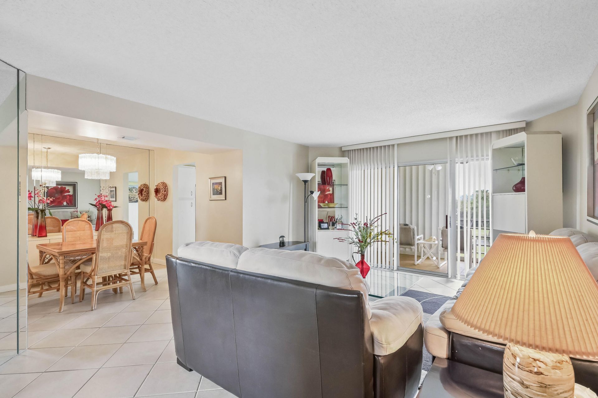 3951 Via Poinciana, Unit 511, Greenacres, FL 33467 Photo