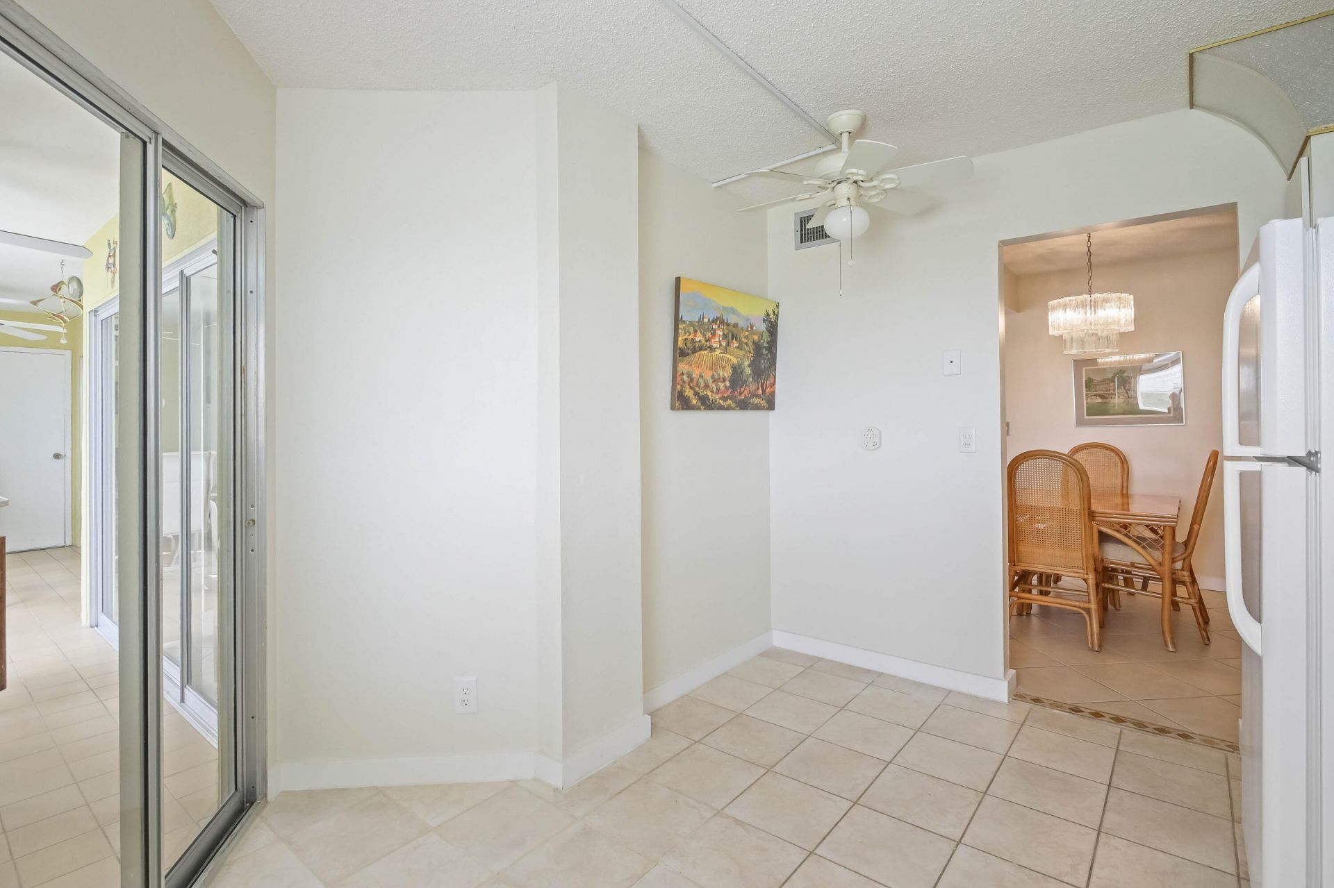 3951 Via Poinciana, Unit 511, Greenacres, FL 33467 Photo
