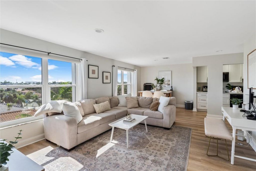 1770 E Las Olas Boulevard, Unit 508, Fort Lauderdale, FL 33301 Photo
