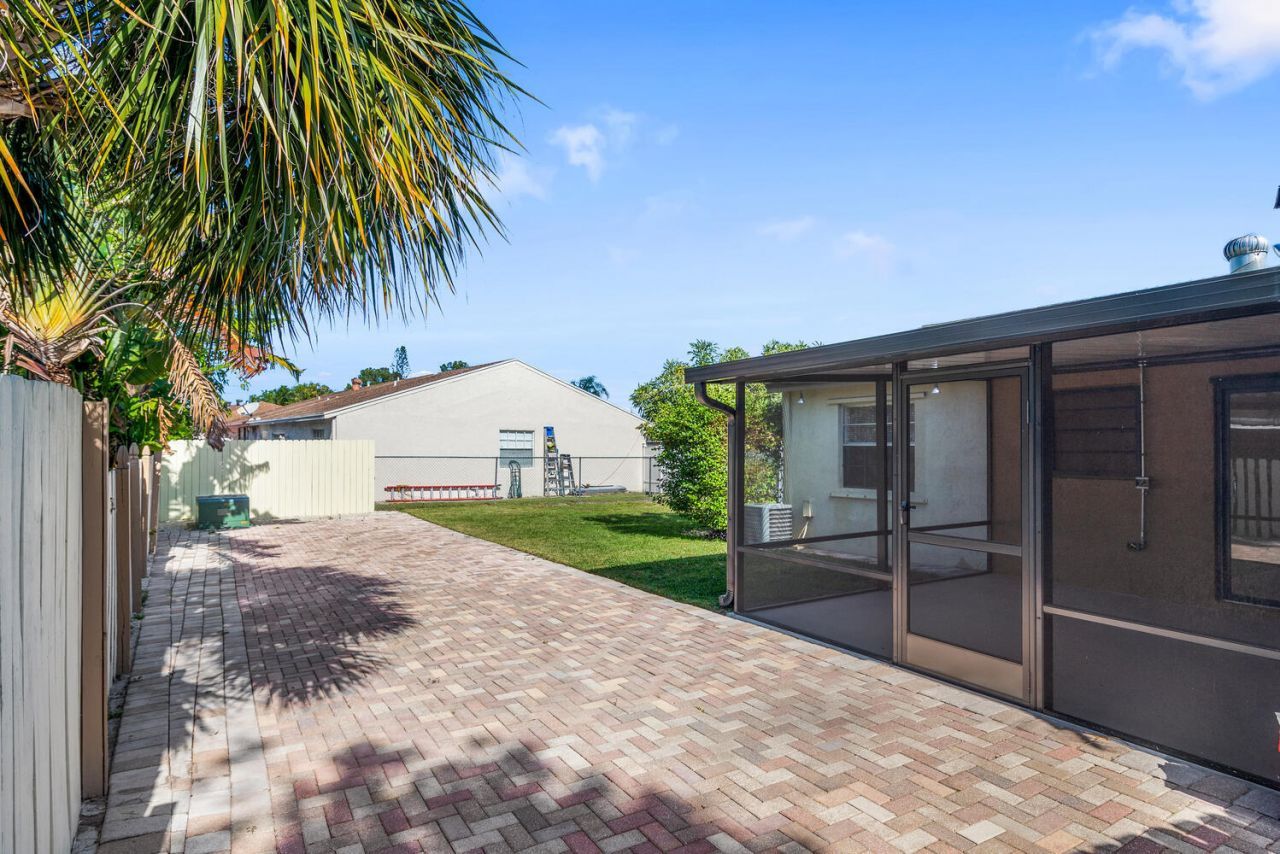 4619 Gladiator Circle, Greenacres, FL 33463 Photo