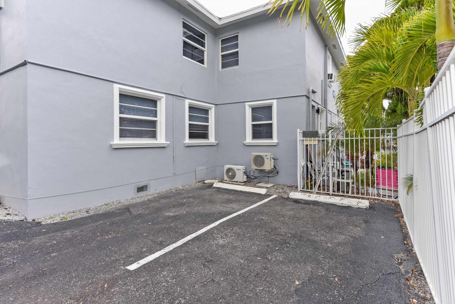 605 N Federal Highway, Unit 7, Lake Worth Beach, FL 33460 Photo