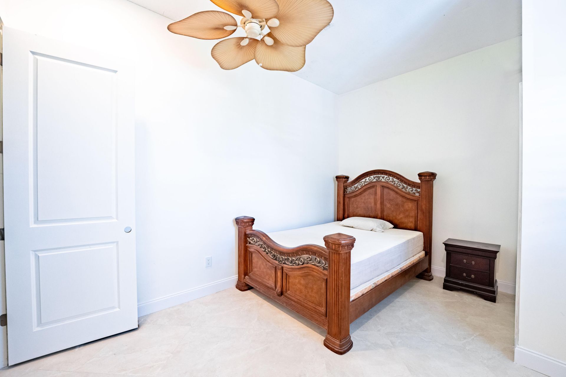 1325 N Mangonia Drive, West Palm Beach, FL 33401 Photo