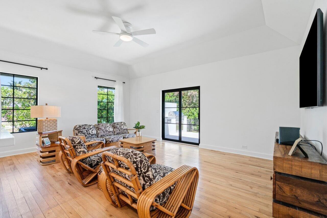 210 S Lake Drive, Lantana, FL 33462 Photo