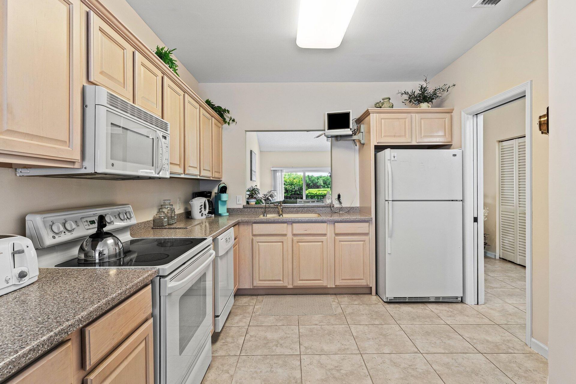 2584 Muirfield Court, Wellington, FL 33414 Photo