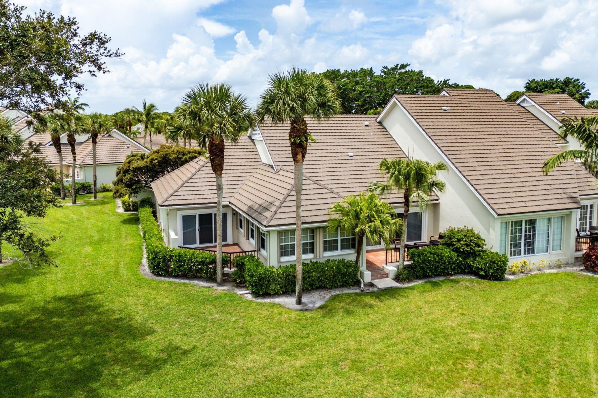 2584 Muirfield Court, Wellington, FL 33414 Photo