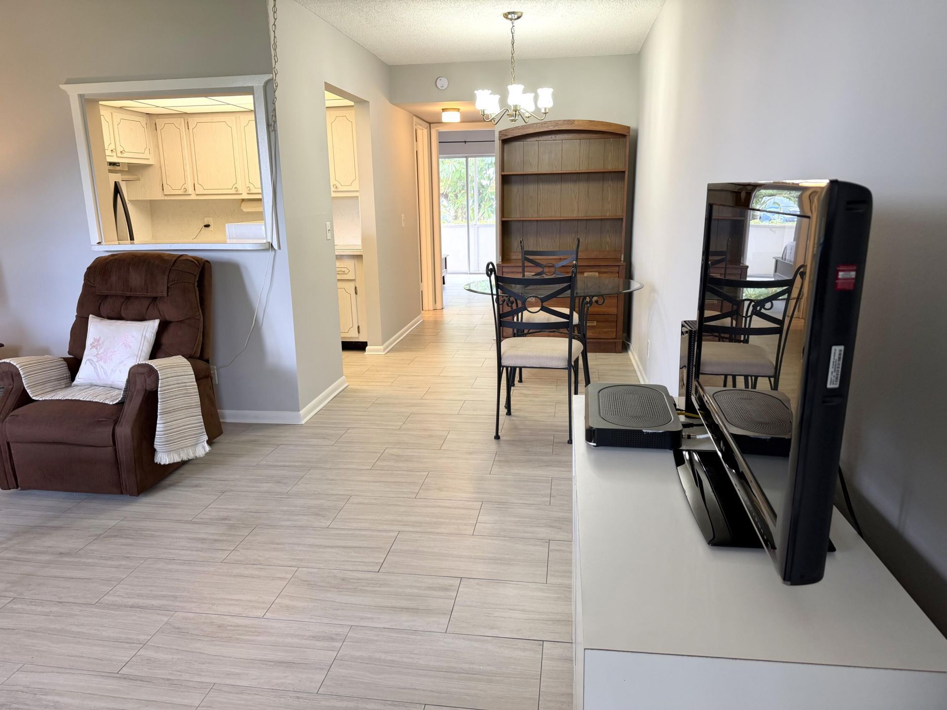 162 Windsor H, West Palm Beach, FL 33417 Photo