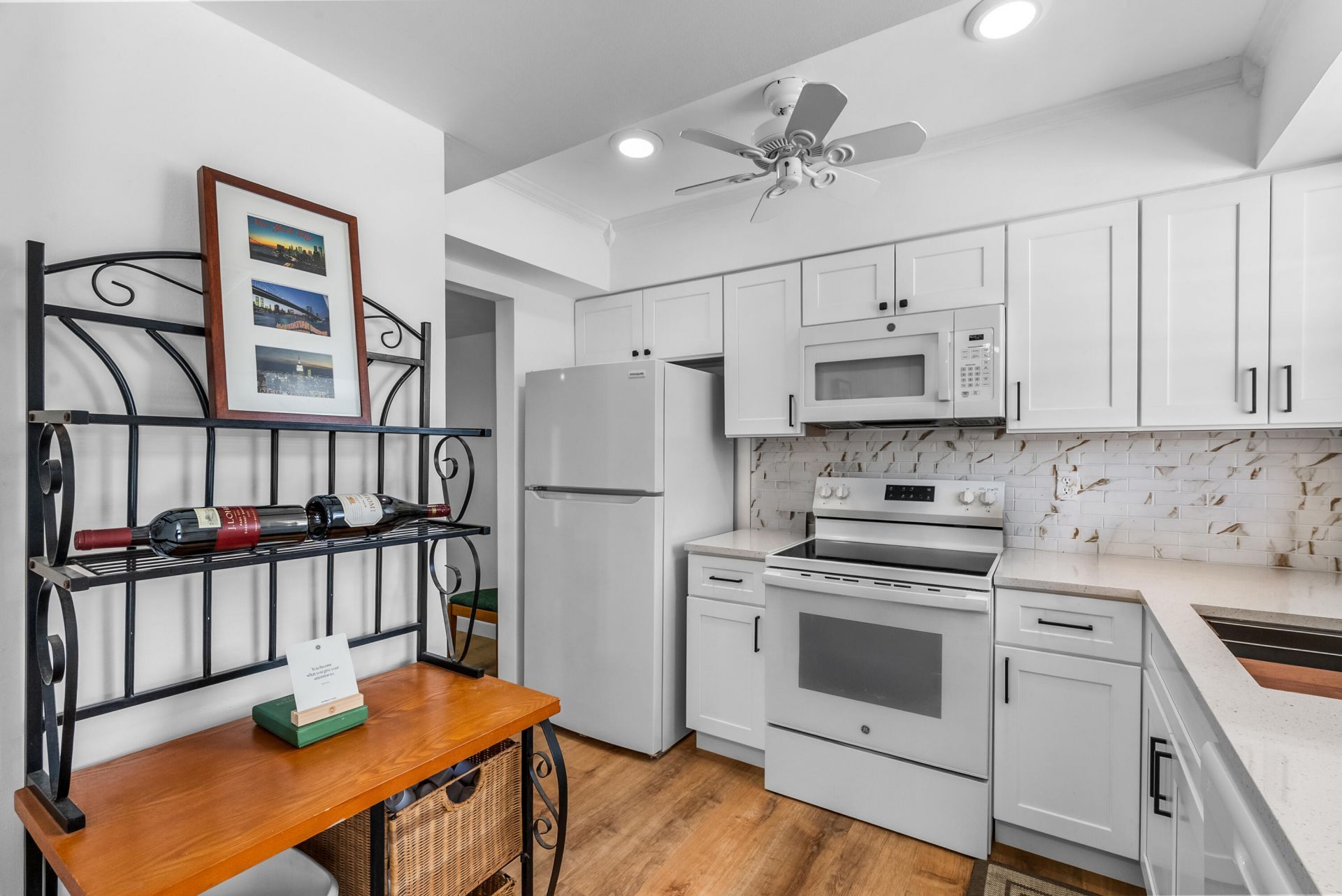 18081 SE Country Club Drive, Unit 16-159, Jupiter, FL 33469 Photo