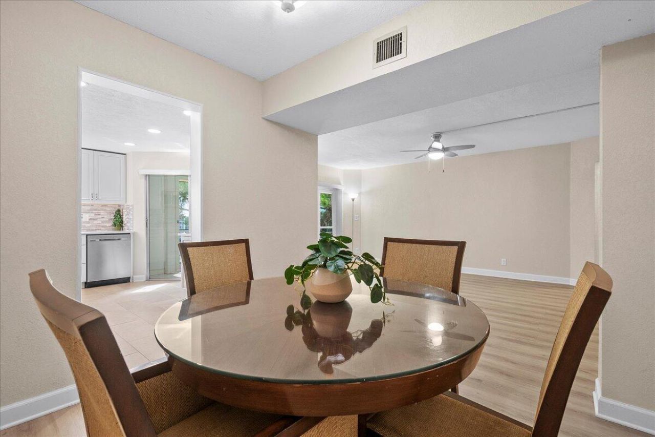 3755 Via Poinciana, Unit 611, Greenacres, FL 33467 Photo