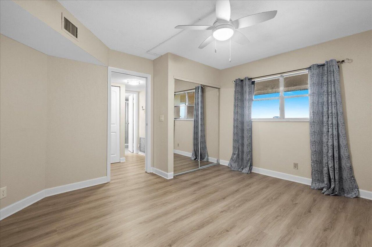 3755 Via Poinciana, Unit 611, Greenacres, FL 33467 Photo