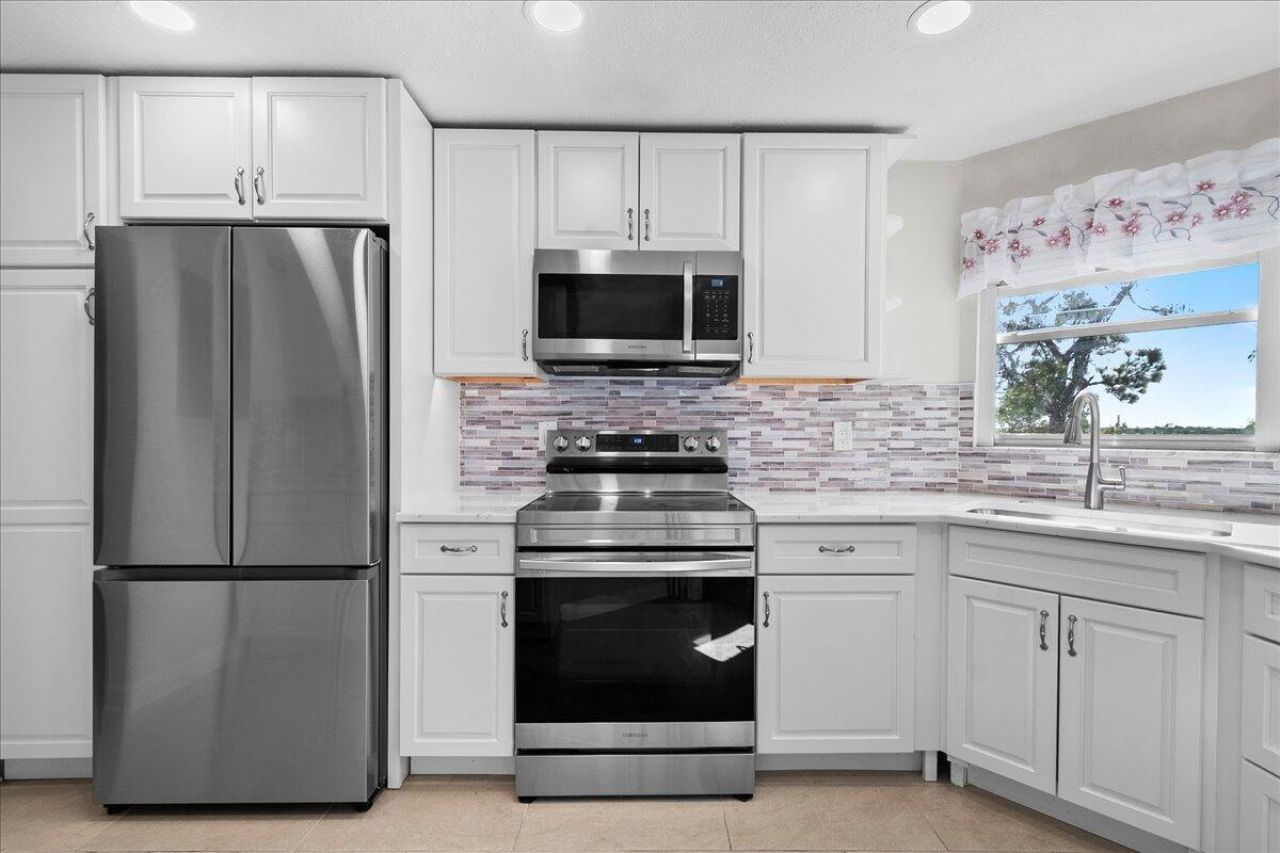 3755 Via Poinciana, Unit 611, Greenacres, FL 33467 Photo