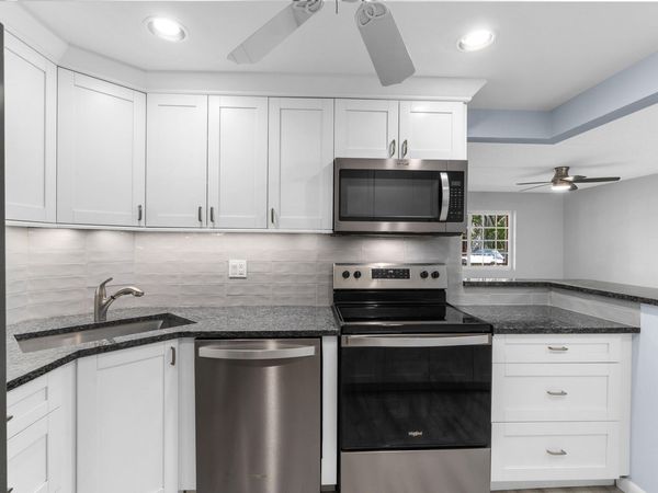 1940 NE 2nd Avenue, Unit 106j, Wilton Manors, FL 33305