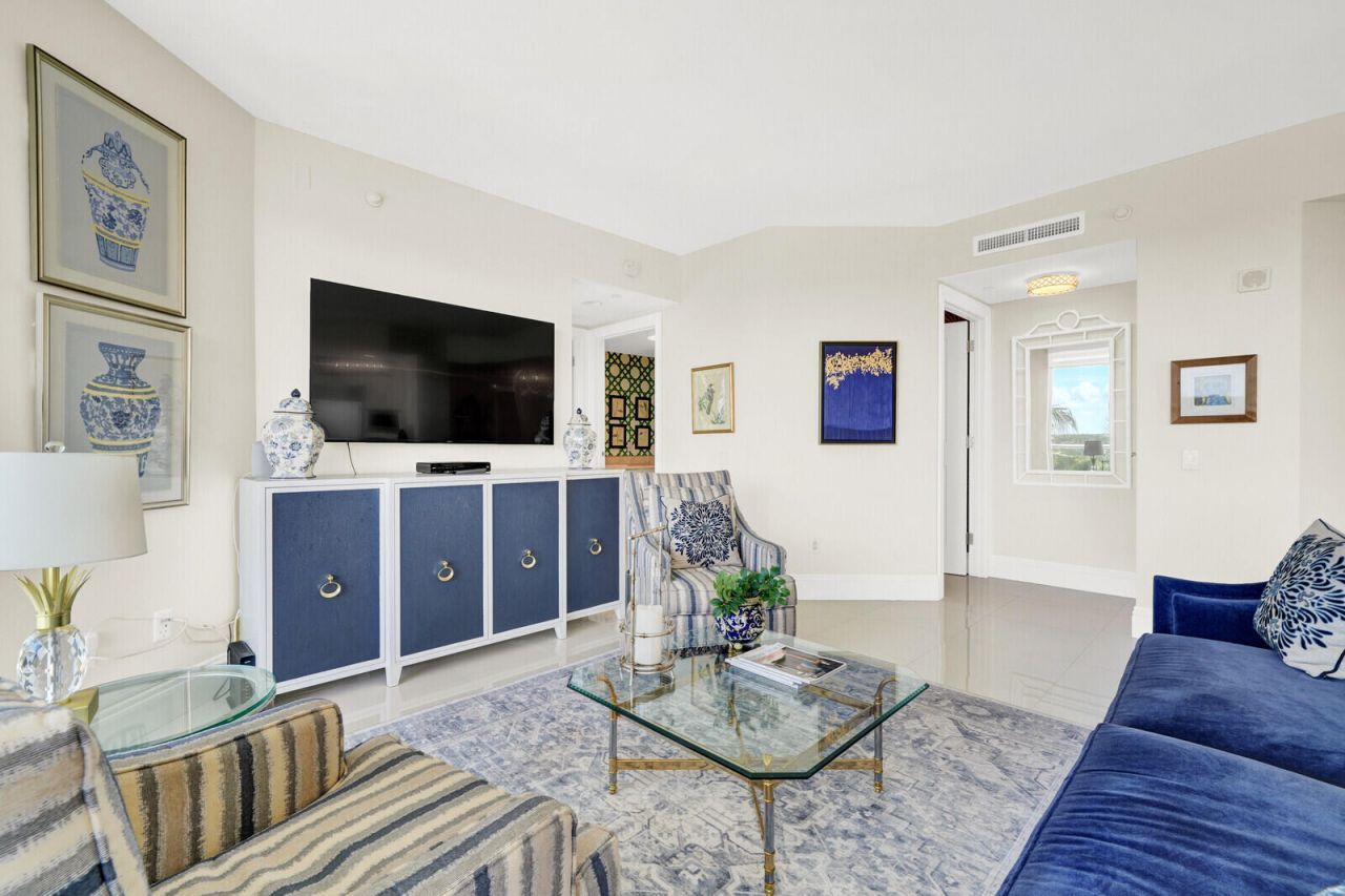 2700 N Ocean Drive, Riviera Beach, FL 33404 Photo