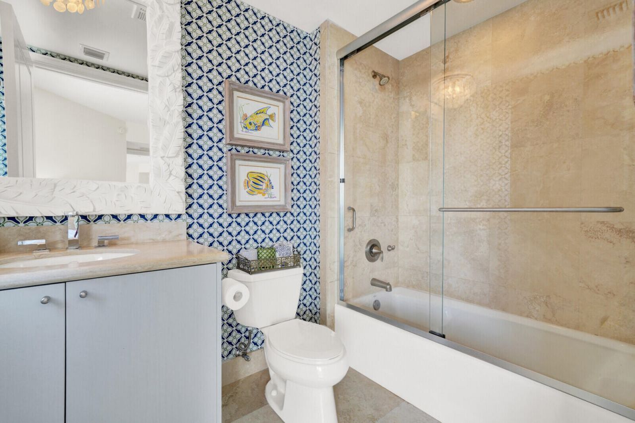 2700 N Ocean Drive, Riviera Beach, FL 33404 Photo