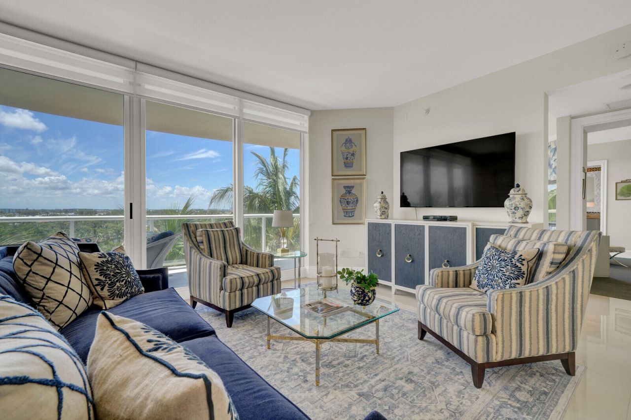2700 N Ocean Drive, Riviera Beach, FL 33404 Photo